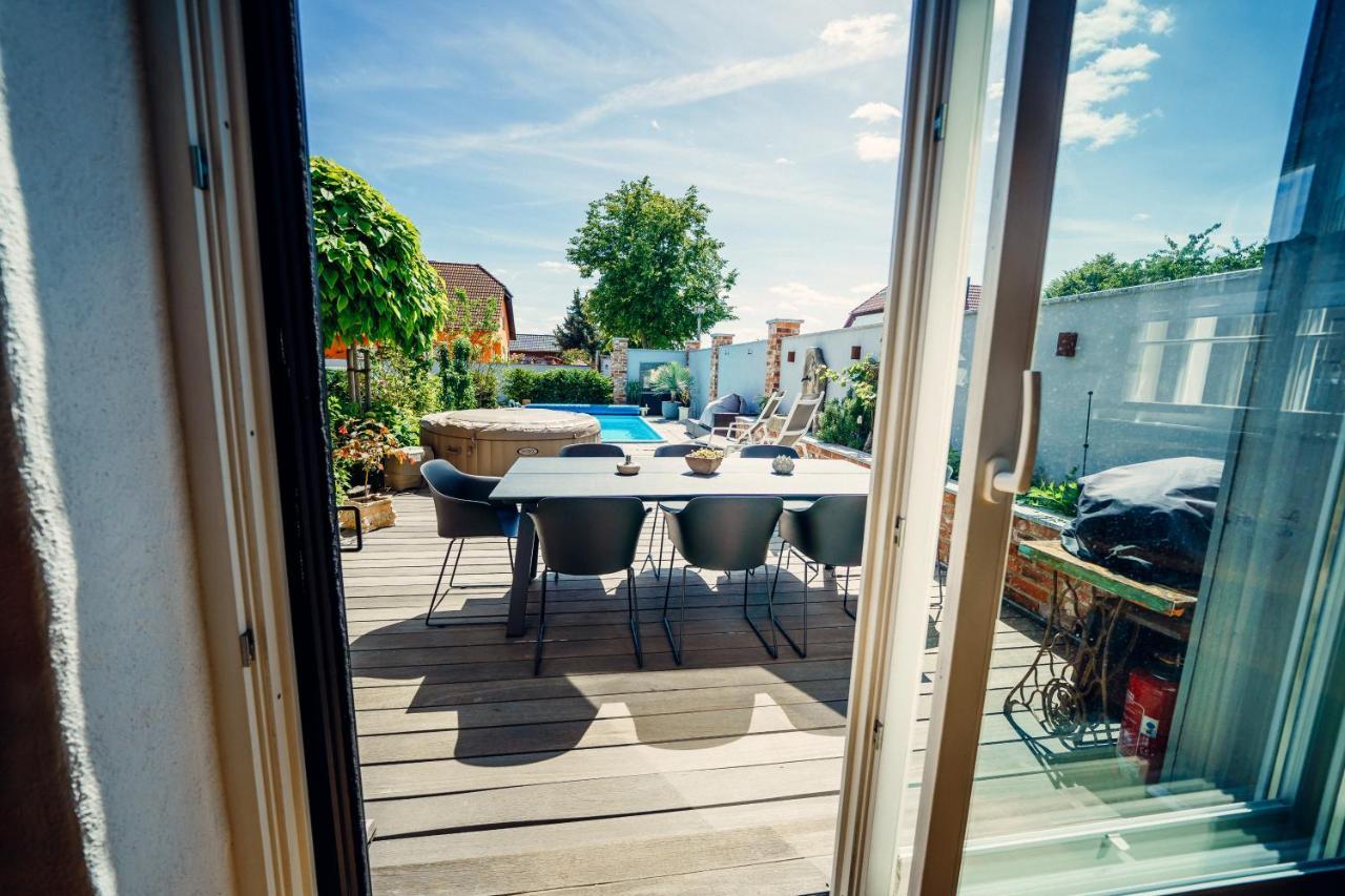 Alte Schmiede Mit Sauna, Pool Und Whirpool Im Aussenbereich Schoenstes Ferienhaus Der Lausitz Elsterheide Exteriér fotografie