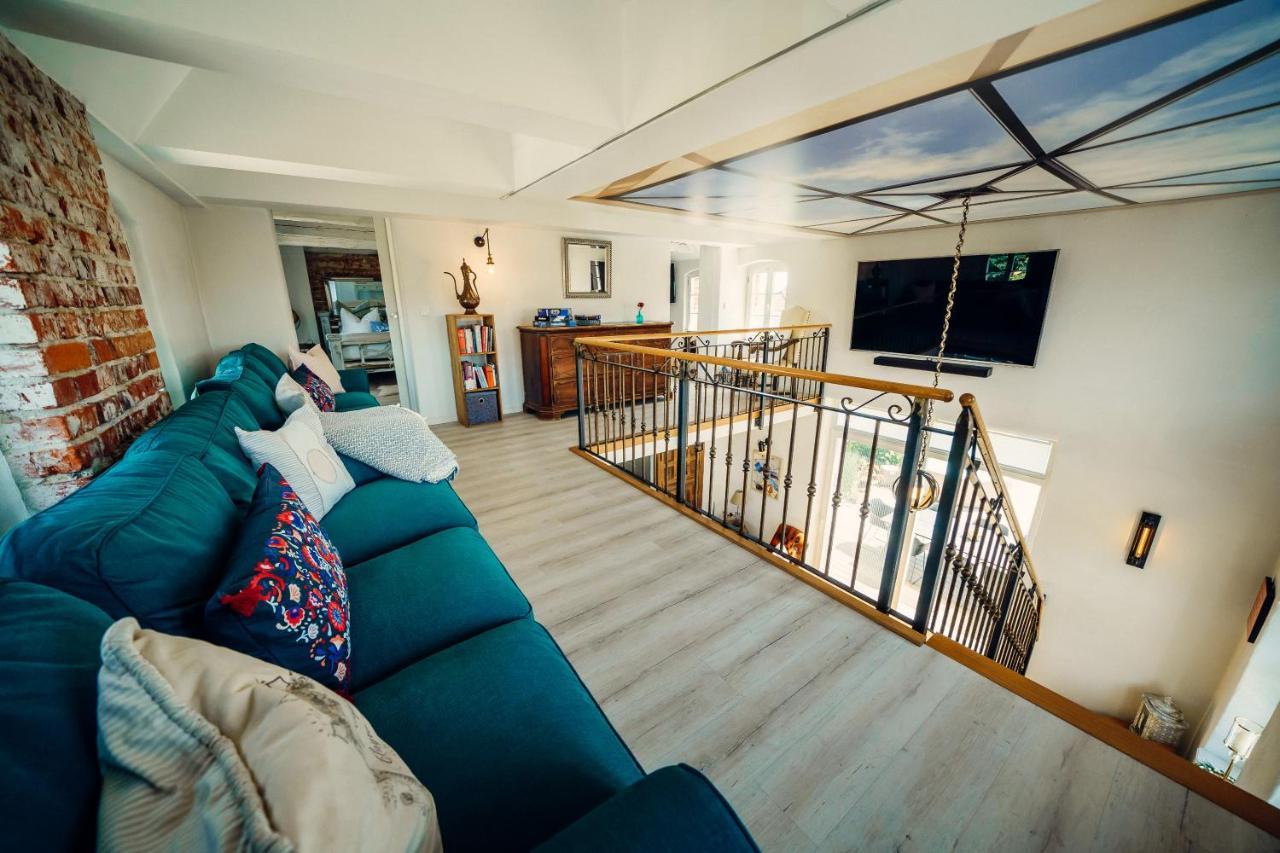 Alte Schmiede Mit Sauna, Pool Und Whirpool Im Aussenbereich Schoenstes Ferienhaus Der Lausitz Elsterheide Exteriér fotografie