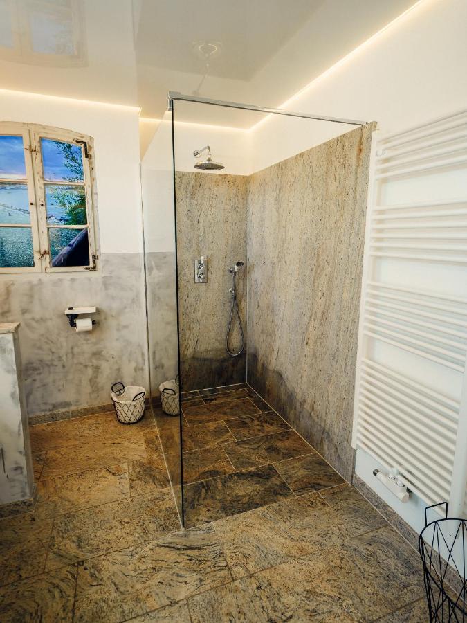 Alte Schmiede Mit Sauna, Pool Und Whirpool Im Aussenbereich Schoenstes Ferienhaus Der Lausitz Elsterheide Exteriér fotografie