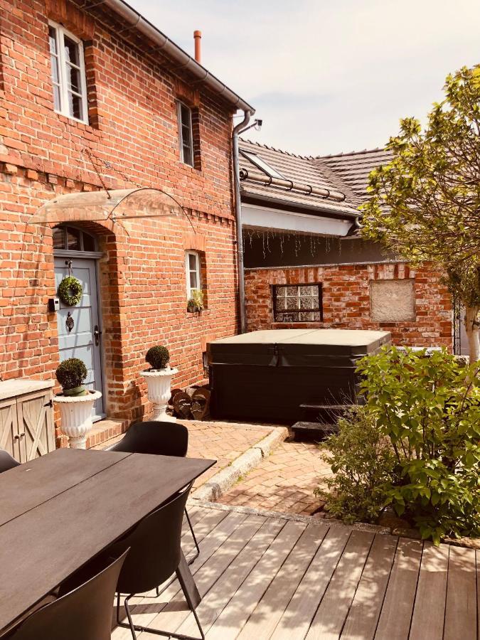 Alte Schmiede Mit Sauna, Pool Und Whirpool Im Aussenbereich Schoenstes Ferienhaus Der Lausitz Elsterheide Exteriér fotografie